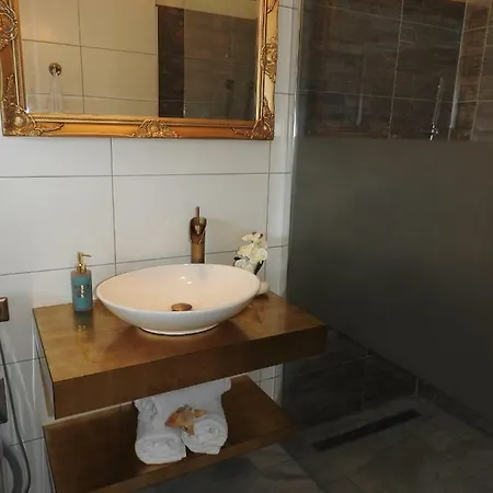 Warmbad Apartment
